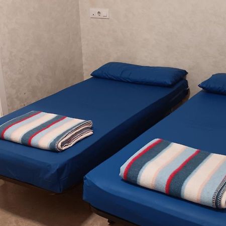 Albergue Santiago Apostol Logroño Extérieur photo