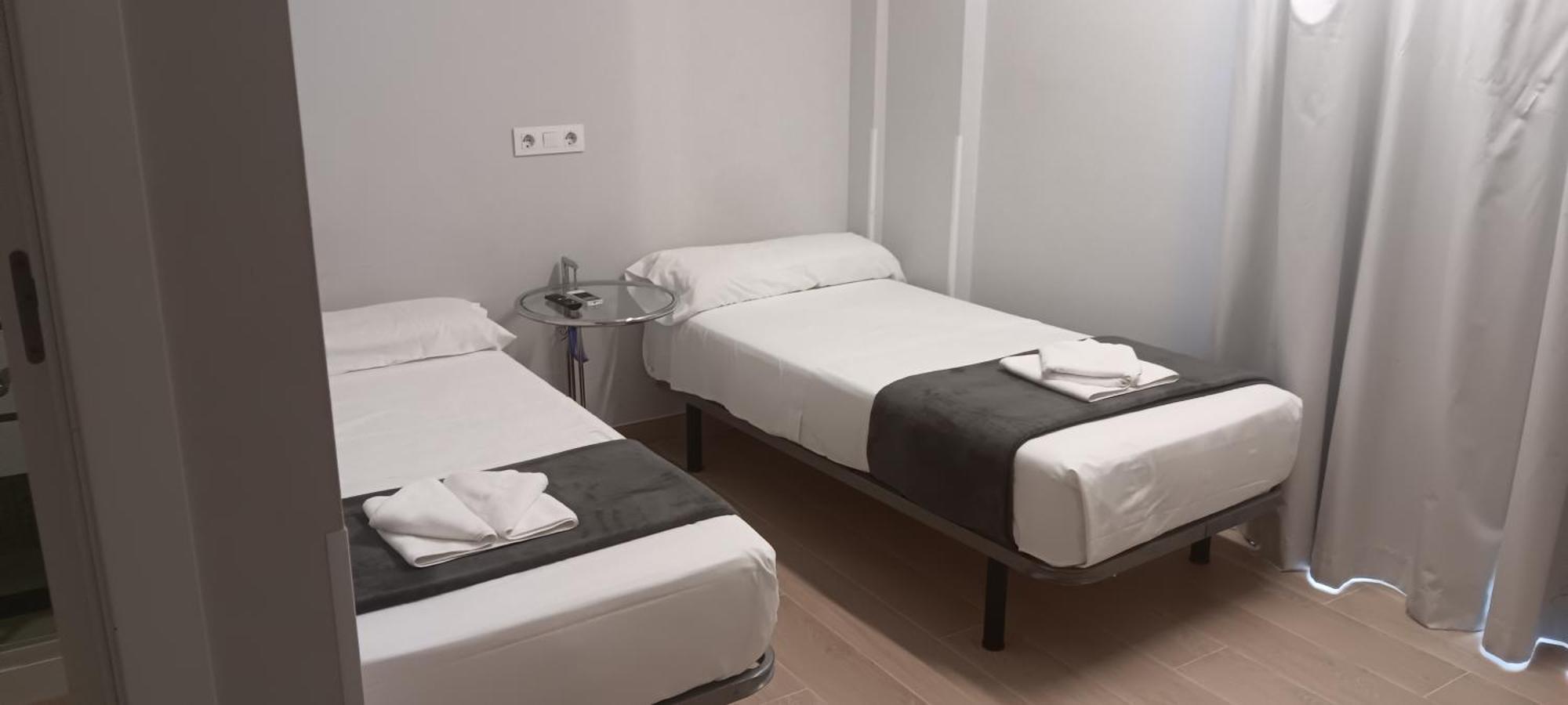 Albergue Santiago Apostol Logroño Extérieur photo