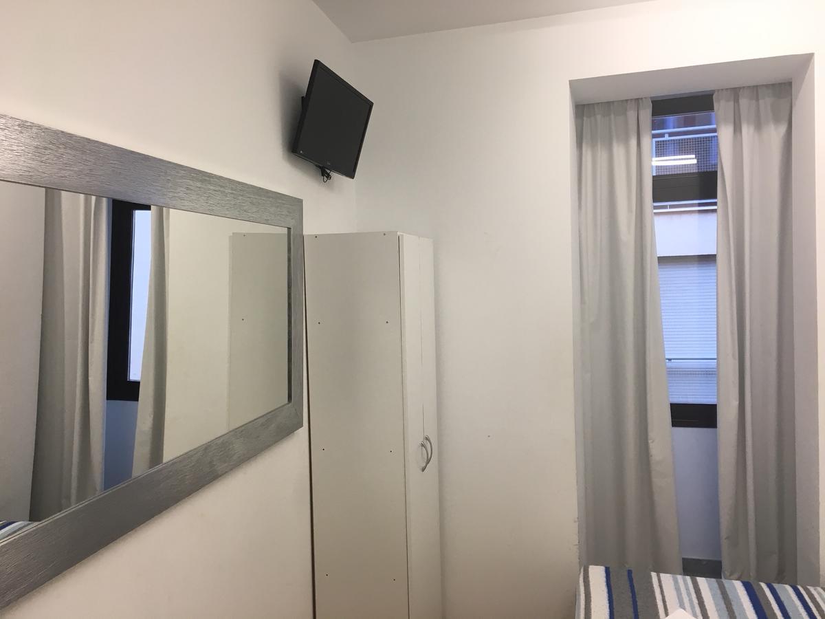 Albergue Santiago Apostol Logroño Extérieur photo
